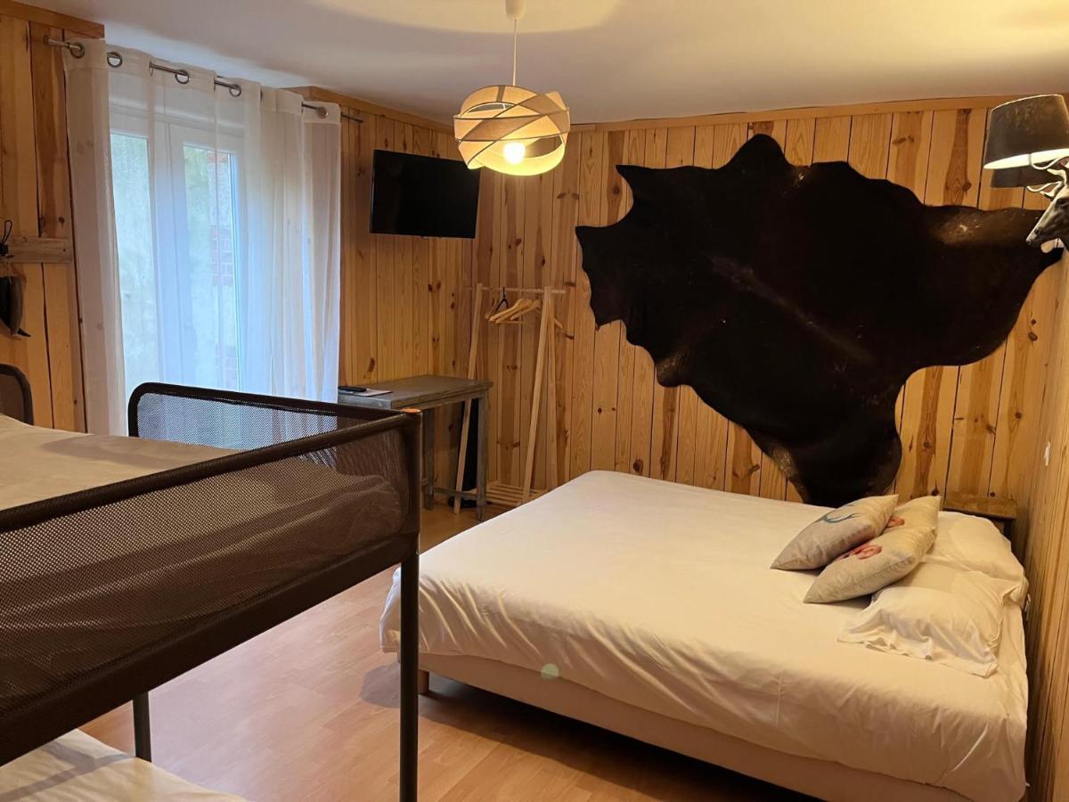 L'Hostellerie De Sevremont Saint-Michel-Mont-Mercure Екстериор снимка
