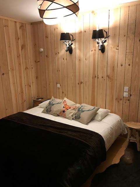 L'Hostellerie De Sevremont Saint-Michel-Mont-Mercure Екстериор снимка