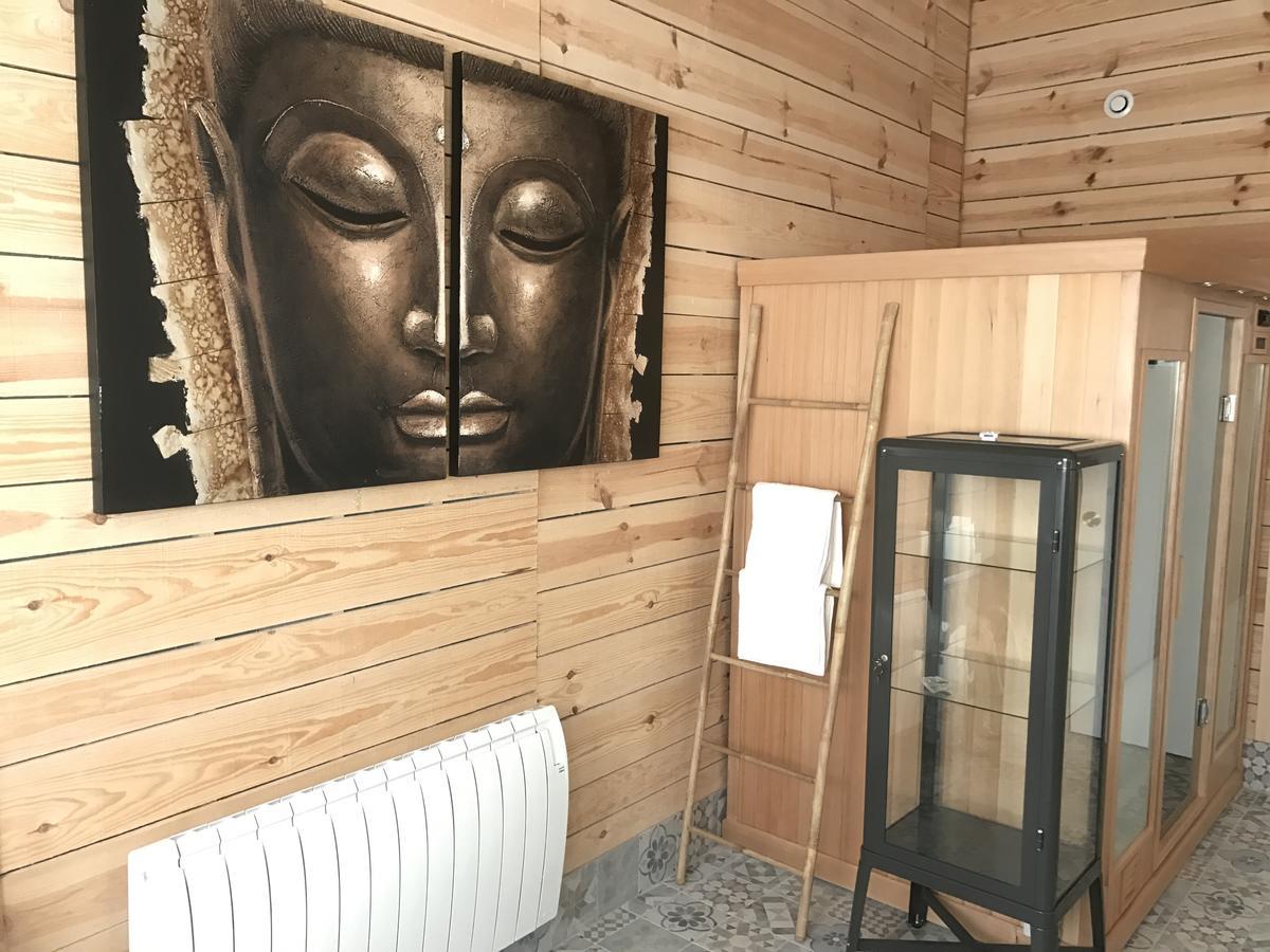 L'Hostellerie De Sevremont Saint-Michel-Mont-Mercure Екстериор снимка