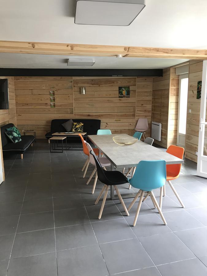 L'Hostellerie De Sevremont Saint-Michel-Mont-Mercure Екстериор снимка