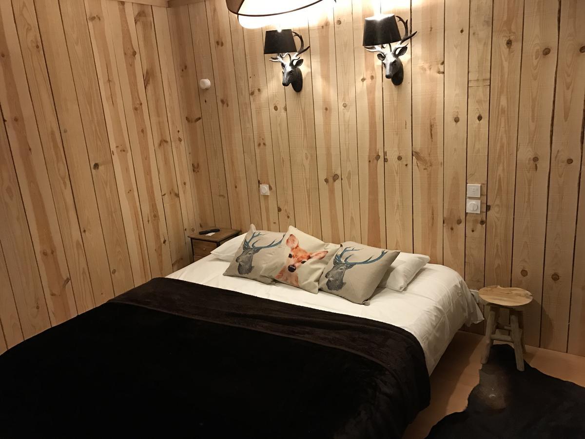 L'Hostellerie De Sevremont Saint-Michel-Mont-Mercure Екстериор снимка