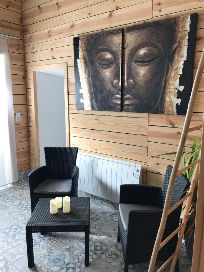 L'Hostellerie De Sevremont Saint-Michel-Mont-Mercure Екстериор снимка